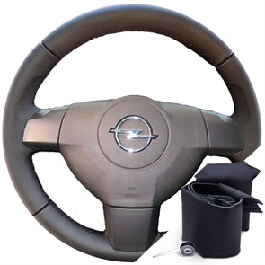 {{productViewItem.photos[photoViewList.activeNavIndex].Alt || productViewItem.photos[photoViewList.activeNavIndex].Description || 'Оплетка на руль Opel Astra H 2004-2010 г.в. из экокожи Altona'}}