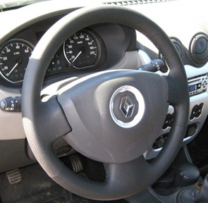 {{productViewItem.photos[photoViewList.activeNavIndex].Alt || productViewItem.photos[photoViewList.activeNavIndex].Description || 'Оплетка на руль из натуральной кожи Nissan Almera III (G11, G15) 2012-2018 (черная)'}}
